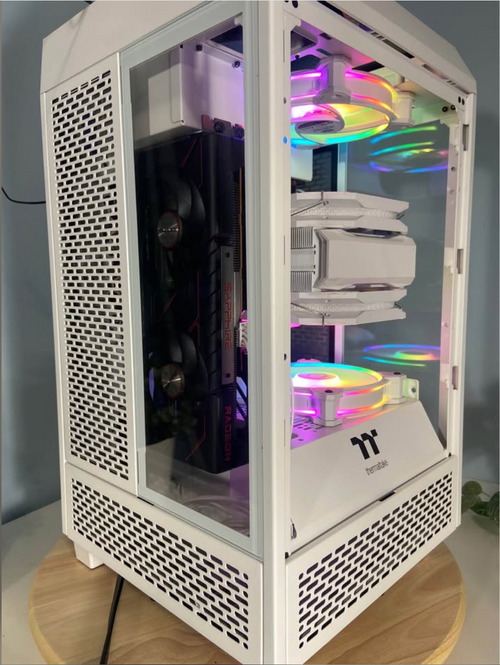 9060 XT, Ryzen 5 9600x, 32GB DDR5